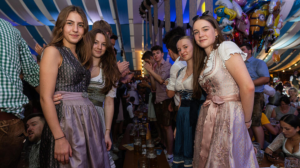 Die Partybilder vom Freitag, 18. August 2023, aus dem Festzelt Wenisch. Die Partybilder vom Freitag, 18. August 2023, aus dem Festzelt Wenisch.