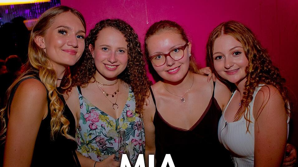 Beste Stimmung auf der Oberstufenparty im Mia Nightclub in Cham. Beste Stimmung auf der Oberstufenparty im Mia Nightclub in Cham.