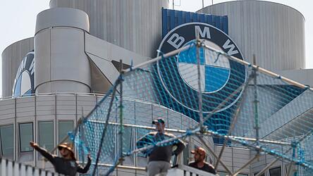 Keine drei Wochen, nachdem Zehntausende BMW-Mitarbeiter in Deutschland ihre Abfindungsangebote bekommen haben, schlie&szlig;t der Autohersteller das Programm. (Archivbild)