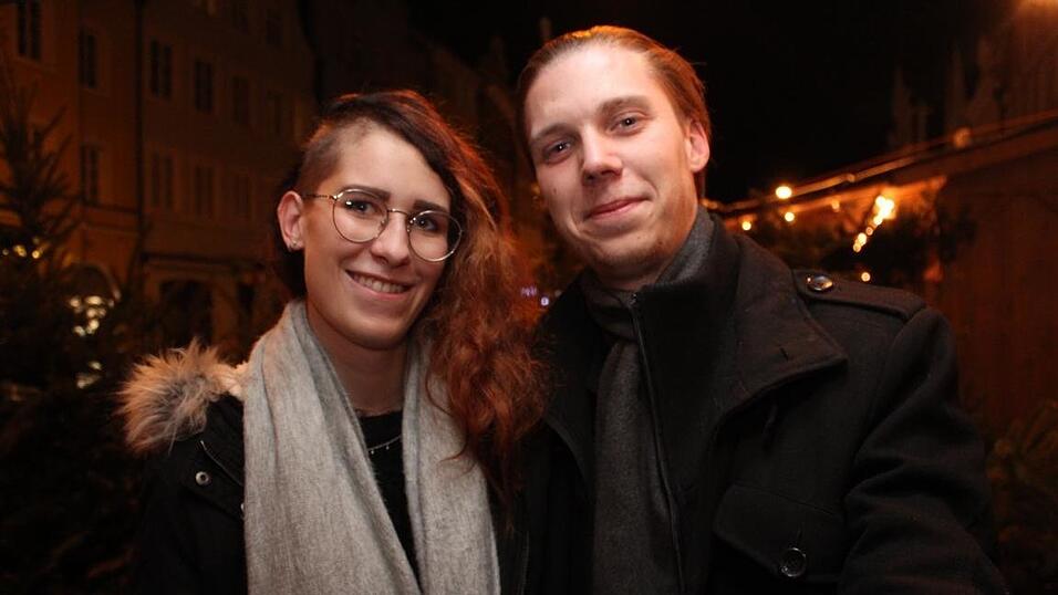 In Landshut lockten am Wochenende der Kunsthandwerkermarkt und die H&uuml;ttengaudi zahlreiche Besucher an.