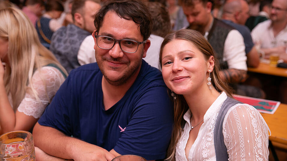 Die Partybilder vom Donnerstag, 14. August, aus dem Festzelt Krönner. Die Partybilder vom Donnerstag, 14. August, aus dem Festzelt Krönner.