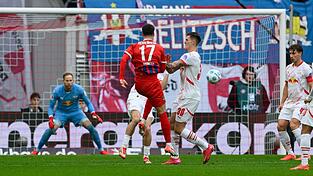Heidenheim schafft mit der ersten Offensivaktion die Führung gegen RB Leipzig.