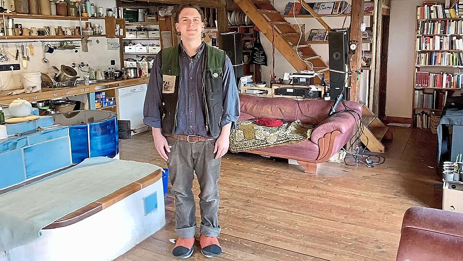 Paul Gehri kommt aus Karlsruhe, hat in Berlin studiert - und sich in der Großstadt verloren, sagt er. Paul Gehri kommt aus Karlsruhe, hat in Berlin studiert - und sich in der Großstadt verloren, sagt er.