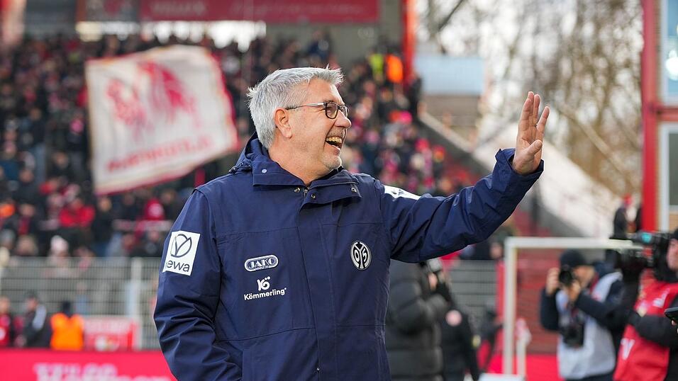 Wurde bei seiner R&uuml;ckkehr herzlich empfangen: Urs Fischer