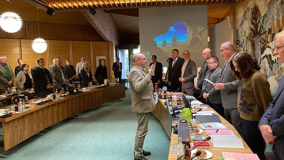 Der Chamer Peter Schmitt r&uuml;ckte 2022 als AfD-Kreisrat nach. Nun hat Schmitt die Partei verlassen und agiert als parteifreier Kreisrat.