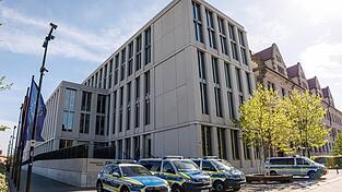 F&uuml;r den Prozess gegen den 53-J&auml;hrigen hat das N&uuml;rnberger Landgericht sechs Verhandlungstage angesetzt. (Symbolbild)