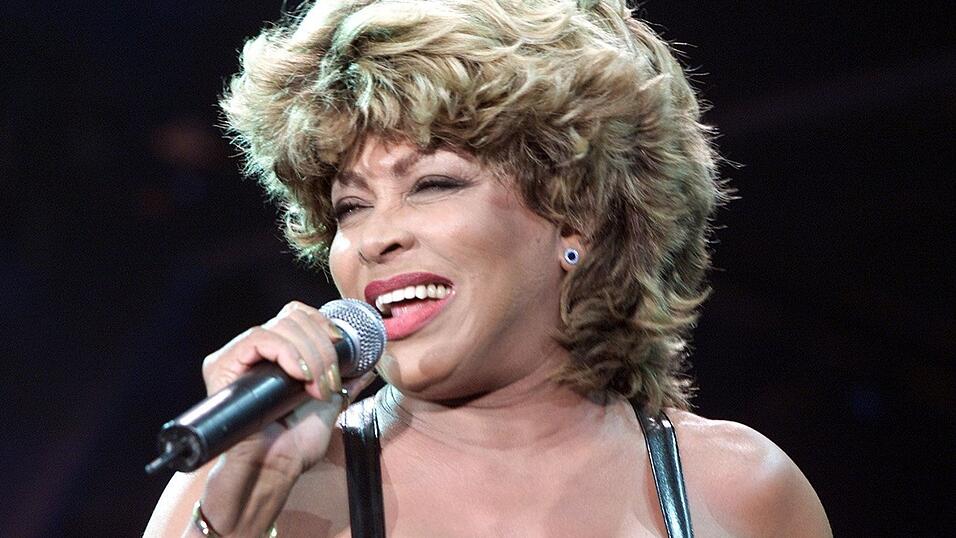 Auch weit nach ihrem Tod begeistert die Musik von Tina Turner die Fans. (Foto aus dem Jahr 2000) Auch weit nach ihrem Tod begeistert die Musik von Tina Turner die Fans. (Foto aus dem Jahr 2000)