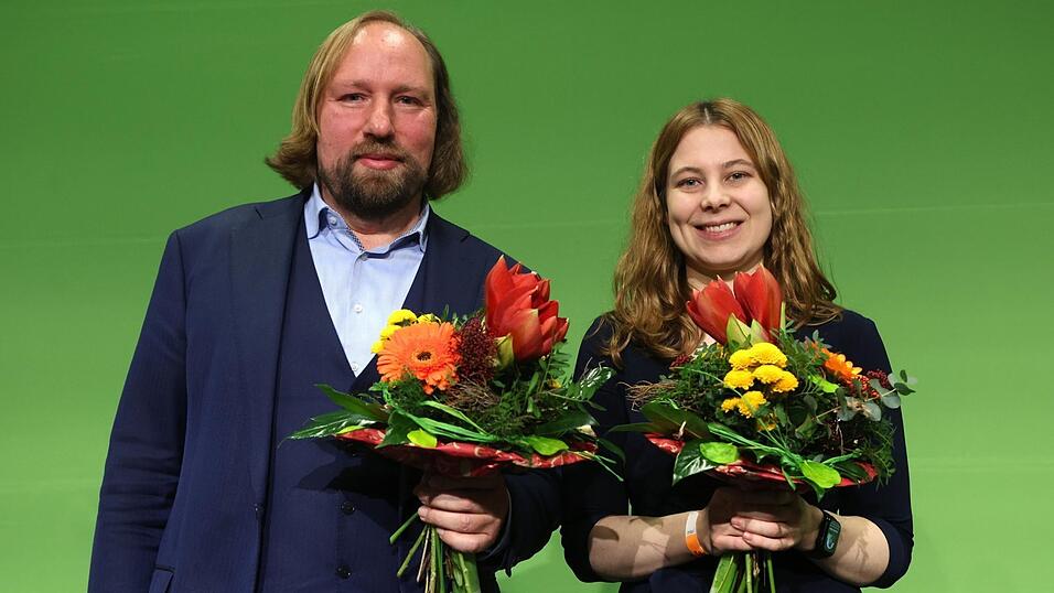 Anton Hofreiter ist bereits zum vierten Mal Spitzenkandidat f&uuml;r die Bundestagswahl, Jamila Sch&auml;fer dagegen zum ersten Mal.