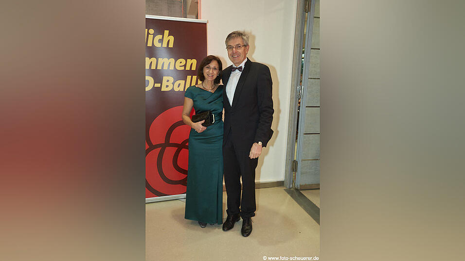 Mit dem SPD-Ball wurde am Samstag die Ballsaison in Straubing eröffnet. Mit dem SPD-Ball wurde am Samstag die Ballsaison in Straubing eröffnet.