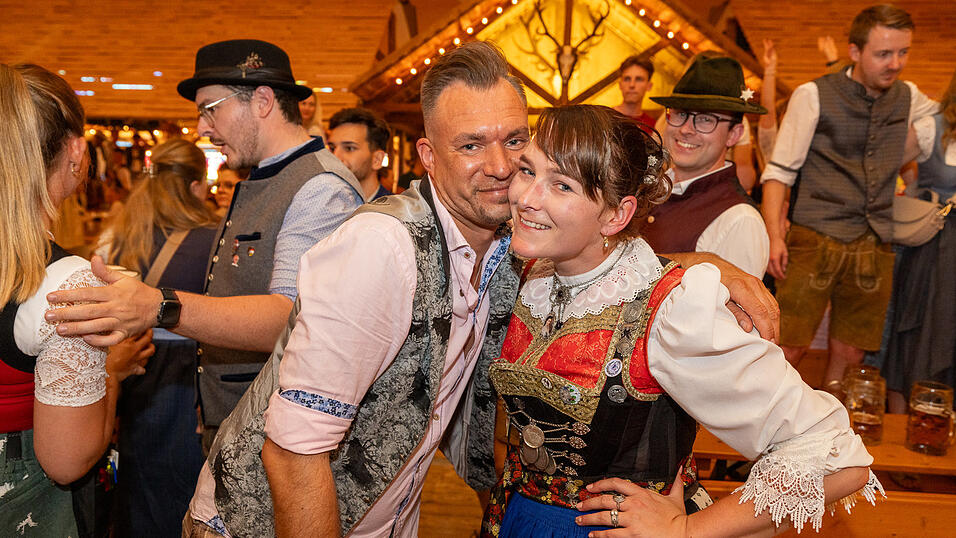 Die Partybilder vom Freitag, 9. August 2024, aus dem Festzelt Nothaft. Die Partybilder vom Freitag, 9. August 2024, aus dem Festzelt Nothaft.