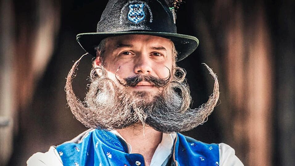 Christian Feicht ist Pr&auml;sident des ostbayerischen Bart- und Schnauzerclubs mit Sitz in Amberg. Er selbst tr&auml;gt 'Vollbart Freistil', erkl&auml;rt der 34-J&auml;hrige.