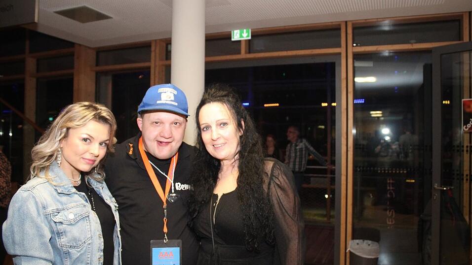 Auf der Eskara &Uuml;30-Party in Essenbach war wieder viel los.