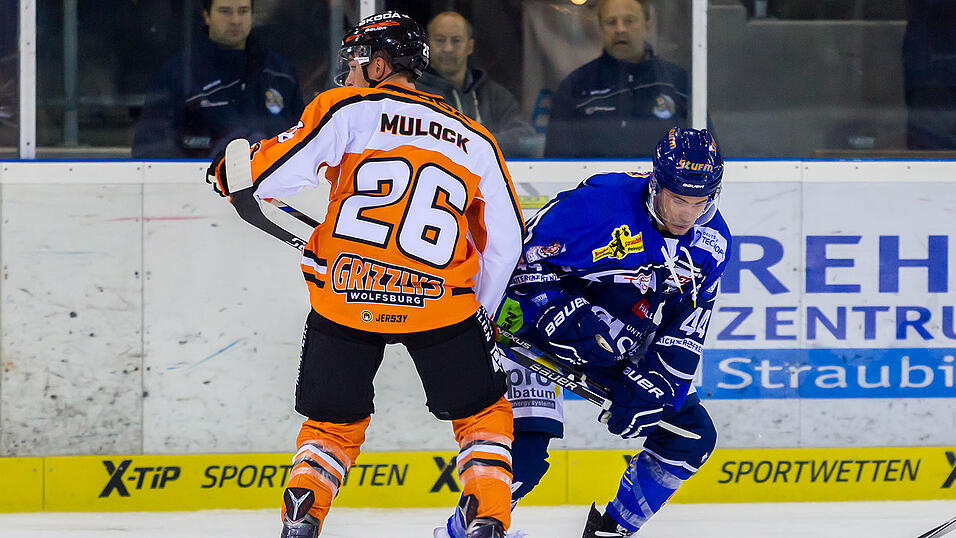 Die Tigers verlieren gegen Wolfsburg mit 2:4. Die Tigers verlieren gegen Wolfsburg mit 2:4.