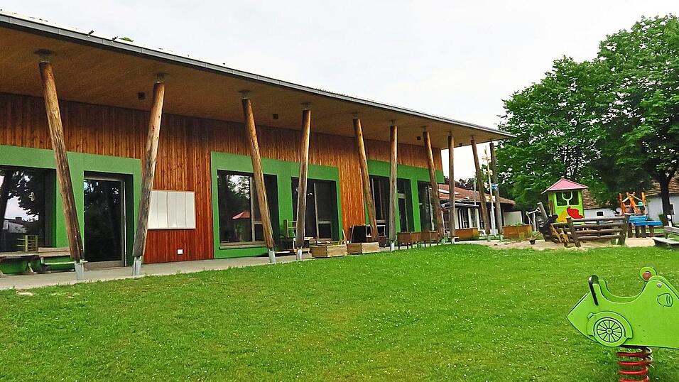 Angehoben wurden die Gebühren im Kinderhaus Storchennest für die über Dreijährigen. Angehoben wurden die Gebühren im Kinderhaus Storchennest für die über Dreijährigen.