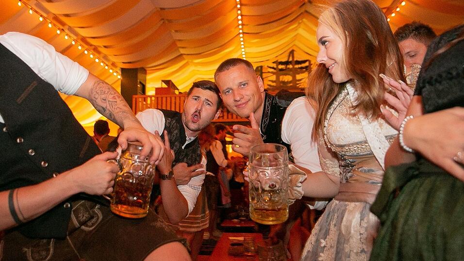 Die Partybilder vom Freitag, 12. August 2022, aus dem Festzelt Nothaft.