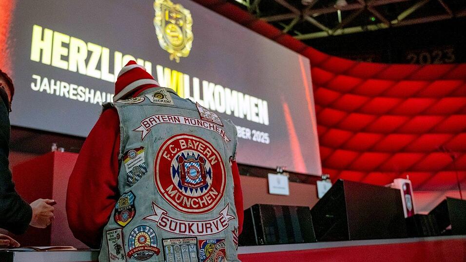 Die Mitgliederversammlung des FC Bayern steht im Zeichen des Club-Jubiläums. Die Mitgliederversammlung des FC Bayern steht im Zeichen des Club-Jubiläums.