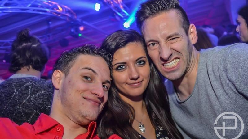 Gleich bei der Eröffnung platzte die neue Diskothek Peggy P. aus allen Nähten. Gleich bei der Eröffnung platzte die neue Diskothek Peggy P. aus allen Nähten.