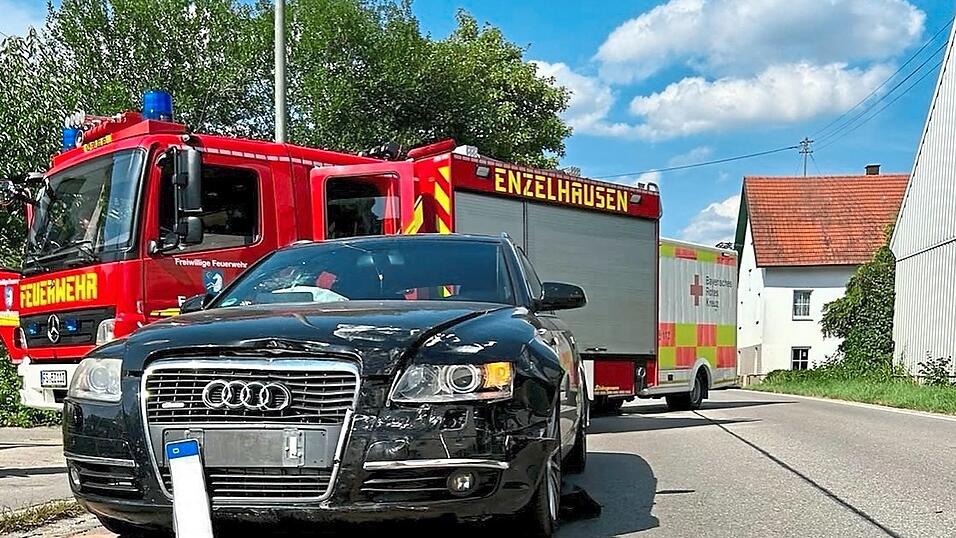 Zu einem Frontalzusammenstoß kam es am Donnerstag auf der B 301 in Enzelhausen. Zu einem Frontalzusammenstoß kam es am Donnerstag auf der B 301 in Enzelhausen.