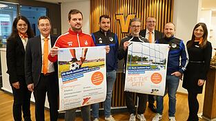 Silvia Lerchenberger (v.l.), Benedikt Koller, Philipp Schedler, Florian Damb&ouml;ck, Achim Ruhland, Josef Sch&ouml;fbeck, Kevin Bartl und Tanja Kagerbauer.