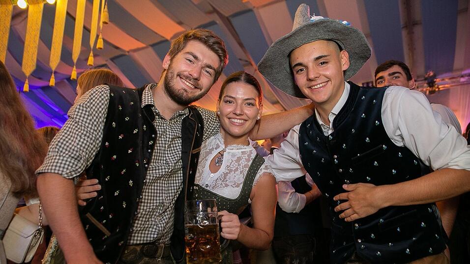 Die Partybilder vom Freitag, 12. August 2022, aus dem Festzelt Wenisch.