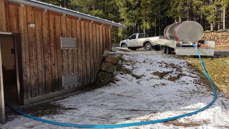 Derzeit wird der Hochbeh&auml;lter Oberried mittels Tankwagen versorgt. Das Wasser kommt aus den anderen Versorgungszonen.