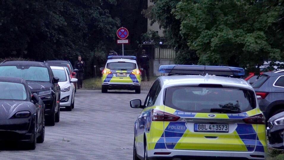 Ein gef&auml;hrliches Wildtier ist in der Nacht zum Donnerstag in Brandenburg entlaufen und wird nun gesucht.