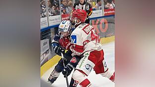 Halt! An EVL-Verteidiger Wade Bergman (re.) kommt keiner so leicht vorbei - auch nicht Erik Karlsson. Halt! An EVL-Verteidiger Wade Bergman (re.) kommt keiner so leicht vorbei - auch nicht Erik Karlsson.