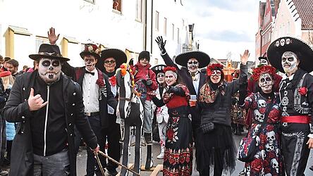 Ebenfalls pr&auml;miert wurden die Familien Kaschel und Klingmann mit dem &bdquo;Mexikanischen Totenfest&ldquo;.