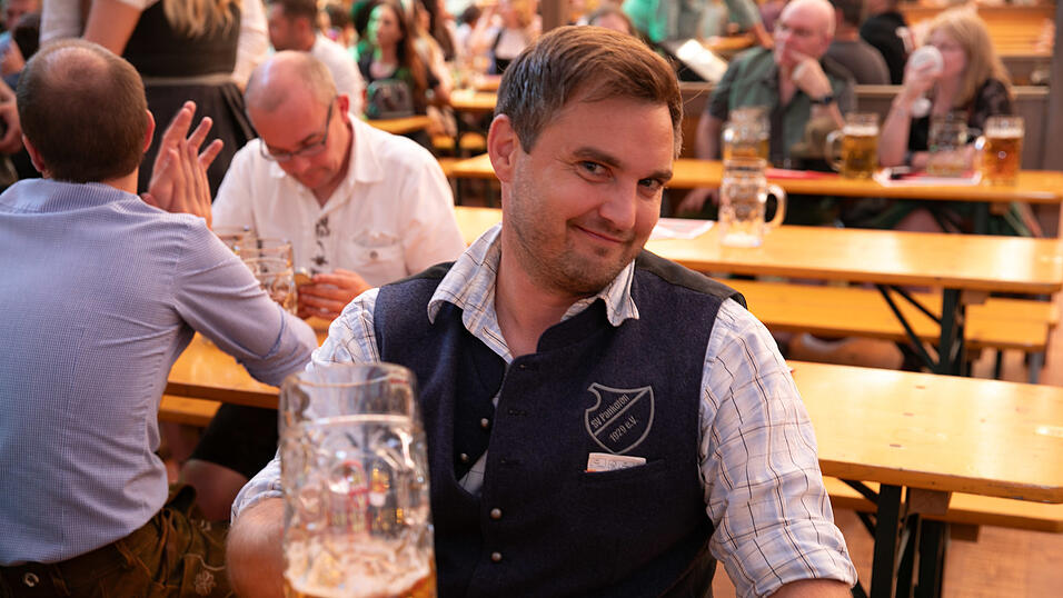 Die Partybilder vom Freitag, 8. August, aus dem Festzelt Krönner. Die Partybilder vom Freitag, 8. August, aus dem Festzelt Krönner.
