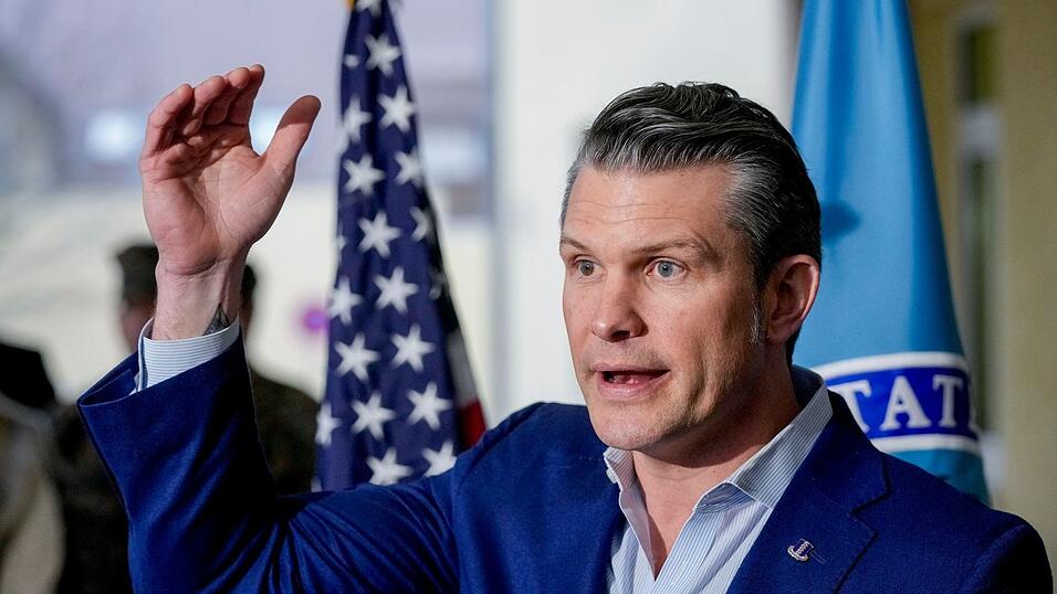 Pentagon-Chef Hegseth stellt eine &Uuml;berpr&uuml;fung der amerikanischen Truppenst&auml;rke &uuml;berall in Aussicht.