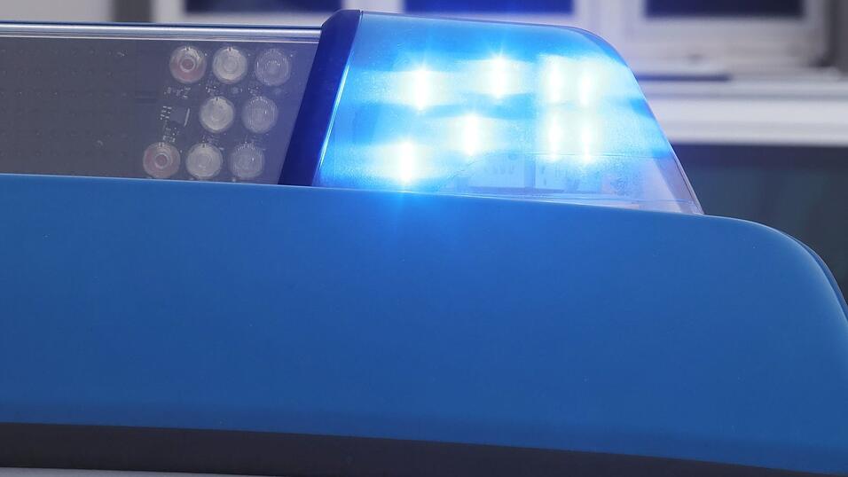 Ein Polizist hat einen Angreifer angeschossen. (Symbolbild)