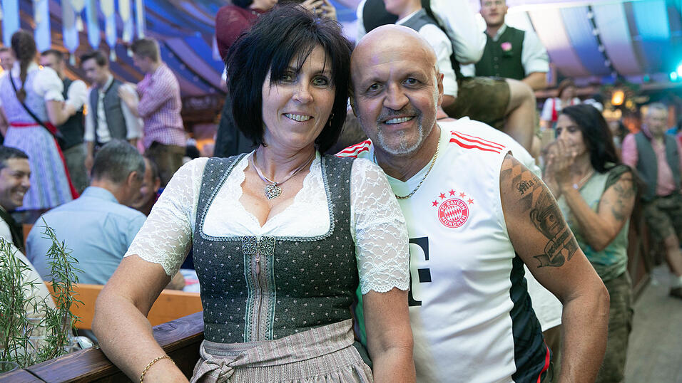 Die Partybilder vom Sonntag, 17. August, aus dem Festzelt Wenisch. Die Partybilder vom Sonntag, 17. August, aus dem Festzelt Wenisch.