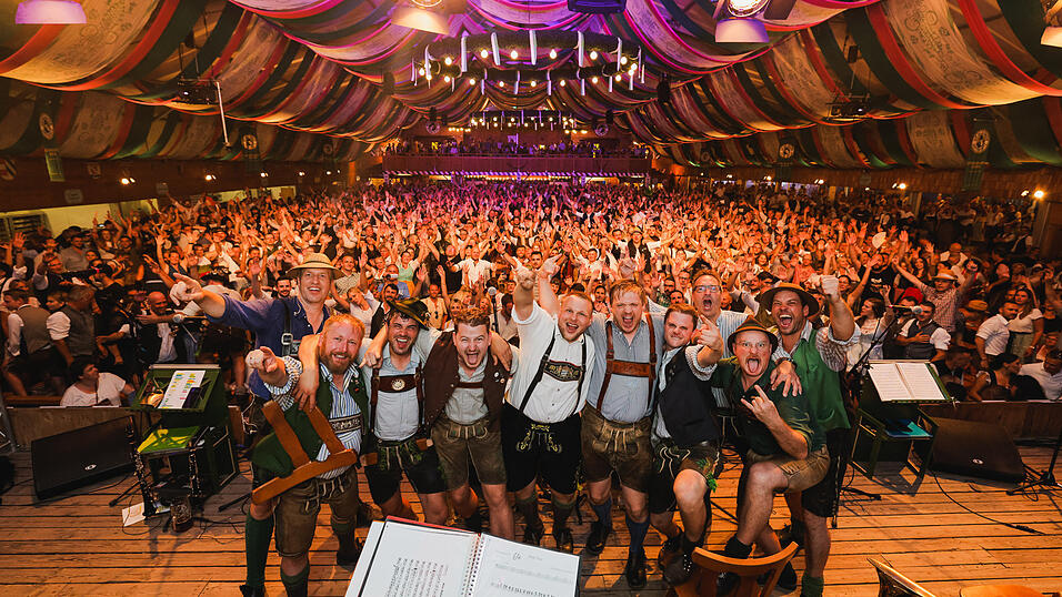Die Partybilder vom Dienstag, 13. August 2024, aus dem Festzelt Weckmann. Die Partybilder vom Dienstag, 13. August 2024, aus dem Festzelt Weckmann.