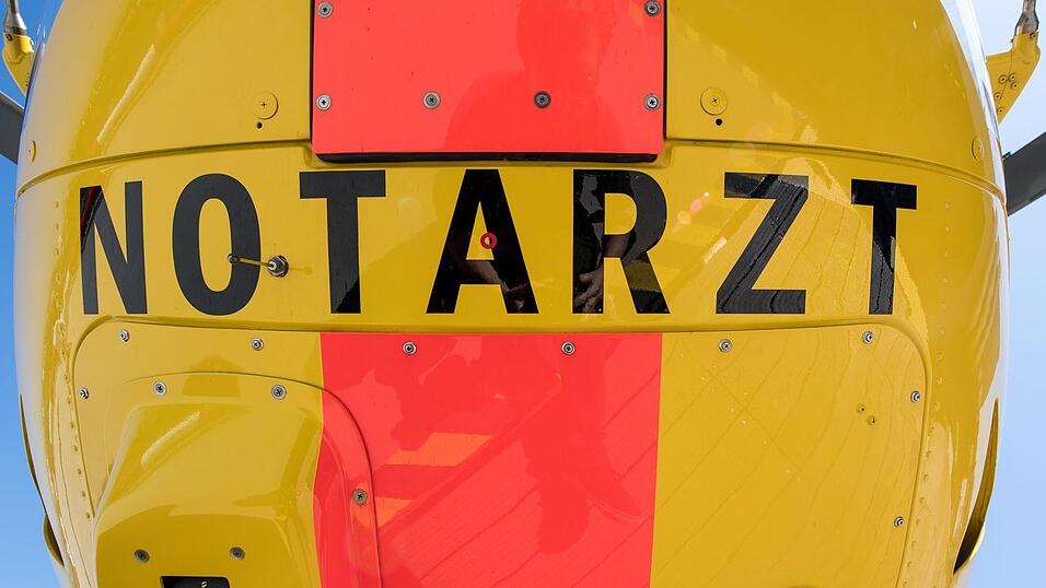 Der Jugendliche wurde per Hubschrauber in ein Krankenhaus gebracht, wo er zwei Tage sp&auml;ter starb. (Symbolbild)