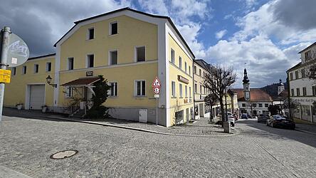 Die Diskussionen um das Gasthaus Pfeffer und das Liebl-Haus werden auch im neu gew&auml;hlten Stadtrat weitergehen.