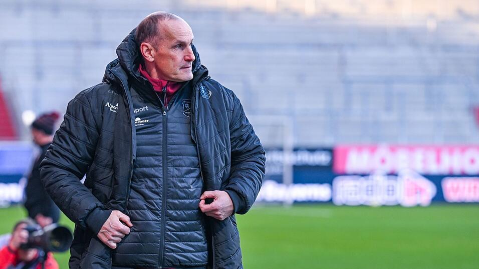 Heiko Herrlich verliert wieder mit Unterhaching. Heiko Herrlich verliert wieder mit Unterhaching.