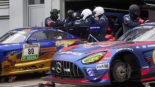 Beim Qualfier f&uuml;r die 24 Stunden auf dem N&uuml;rburgring kommt ein 66 Jahre alter Fahrer ums Leben.