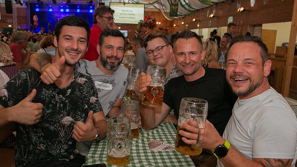 Die Partybilder von Montag, 15. August 2022, aus dem Festzelt Weckmann.