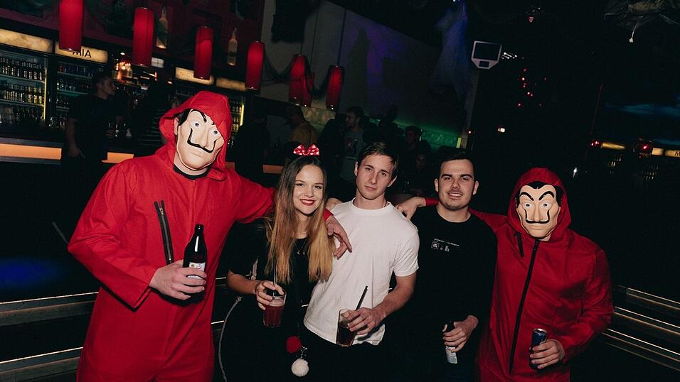 So war die Party im Mia Nightclub in Cham. So war die Party im Mia Nightclub in Cham.