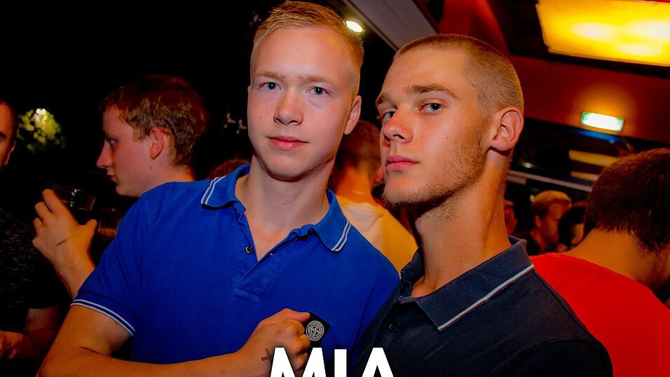 Beste Stimmung auf der Oberstufenparty im Mia Nightclub in Cham. Beste Stimmung auf der Oberstufenparty im Mia Nightclub in Cham.
