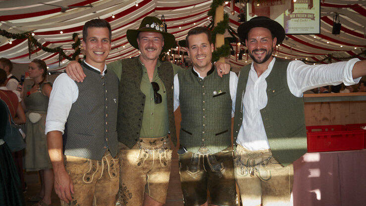 Die Partybilder vom Mittwoch, 12. August, aus dem Festzelt Lechner. Die Partybilder vom Mittwoch, 12. August, aus dem Festzelt Lechner.
