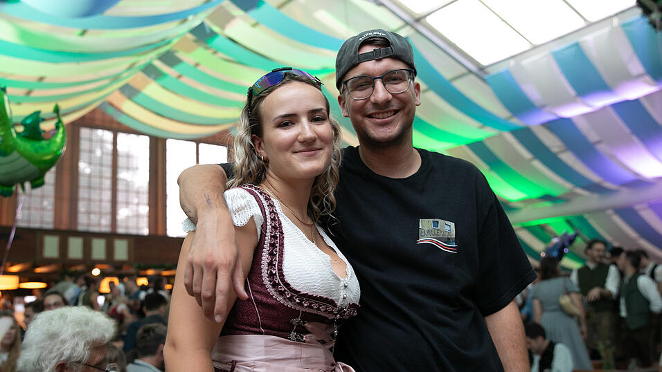 Die Partybilder vom Samstag, 16. August, aus dem Festzelt Wenisch. Die Partybilder vom Samstag, 16. August, aus dem Festzelt Wenisch.