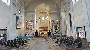 Die Vorbereitungen für die Veranstaltungsreihe in der Kirche laufen. Die Vorbereitungen für die Veranstaltungsreihe in der Kirche laufen.