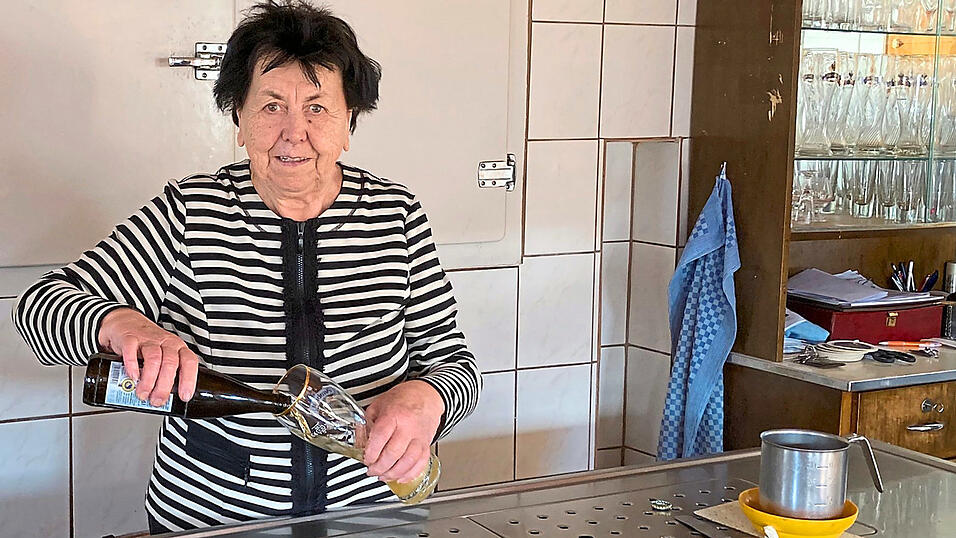 Noch immer steht Sophie Sommer fast jeden Tag hinter ihrem Tresen. Noch immer steht Sophie Sommer fast jeden Tag hinter ihrem Tresen.