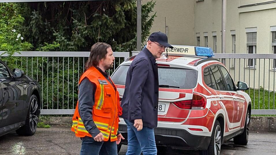 Oberb&uuml;rgermeister Alexander Putz verschafft sich einen Eindruck vor Ort.&nbsp;