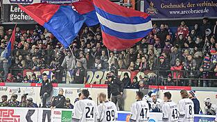 Die Fans des Deggendorfer SC können sich wieder auf eine spannende Oberliga-Saison freuen und für besondere Stimmung in der Festung an der Trat sorgen.