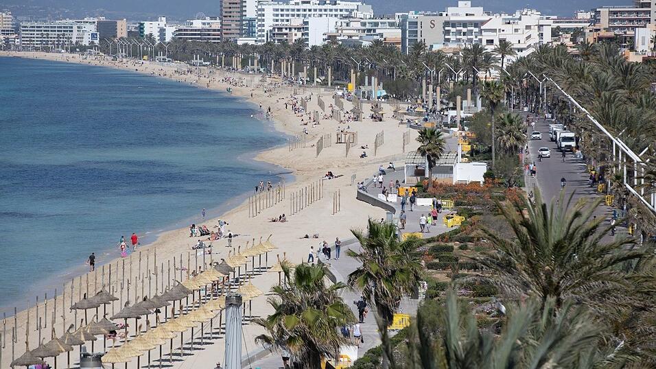Fernandes und Ulmen zogen 2023 nach Mallorca um. (Archivbild)