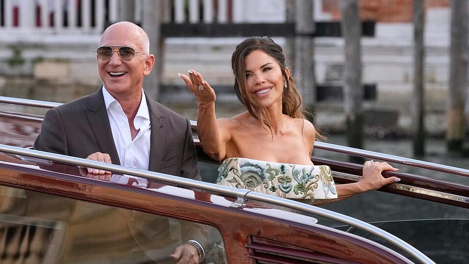 Vor einem Jahr heirateten Amazon-Milliardär Jeff Bezos und Laura Sánchez in Venedig. (Archivbild) Vor einem Jahr heirateten Amazon-Milliardär Jeff Bezos und Laura Sánchez in Venedig. (Archivbild)