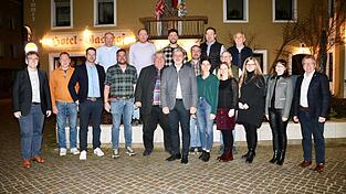 Sie wollen für die CSU in den Stadtrat einziehen. Zumindest hat man sich sieben Sitze (inklusive Bürgermeister) zum Ziel gesetzt. Ganz links CSU-Landratskandidat Michael Multerer. Sie wollen für die CSU in den Stadtrat einziehen. Zumindest hat man sich sieben Sitze (inklusive Bürgermeister) zum Ziel gesetzt. Ganz links CSU-Landratskandidat Michael Multerer.