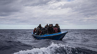 Aus keinem anderen Land kommen derzeit mehr Menschen illegal nach Europa als aus Bangladesch. Aus keinem anderen Land kommen derzeit mehr Menschen illegal nach Europa als aus Bangladesch.